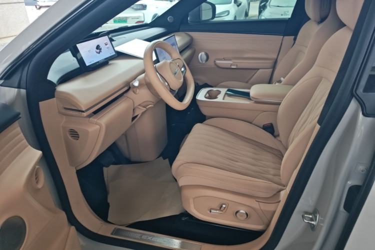 Used EXEED Star Era ET 2024 Extended-Range 240 Ultra All-Wheel Drive Left Front Seat