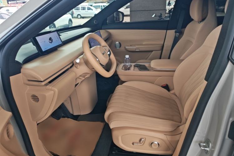 Used EXEED Star Era ET 2024 Extended-Range 240 Ultra All-Wheel Drive Left Front Seat