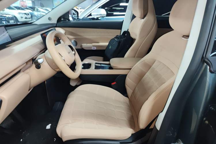 Used EXEED Star Era ET 2024 All-Electric 655 Ultra Left Front Seat