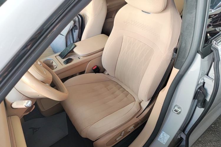 Used EXEED Star Era ET 2024 Extended-Range 240 Ultra All-Wheel Drive Left Front Seat
