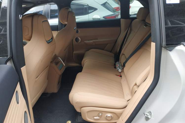 Used EXEED Star Era ET 2024 Extended-Range 240 Ultra All-Wheel Drive Left Rear Seat