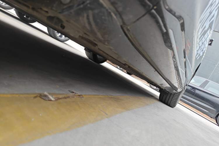 Used EXEED Star Era ET 2024 All-Electric 655 Ultra Left Side Sill