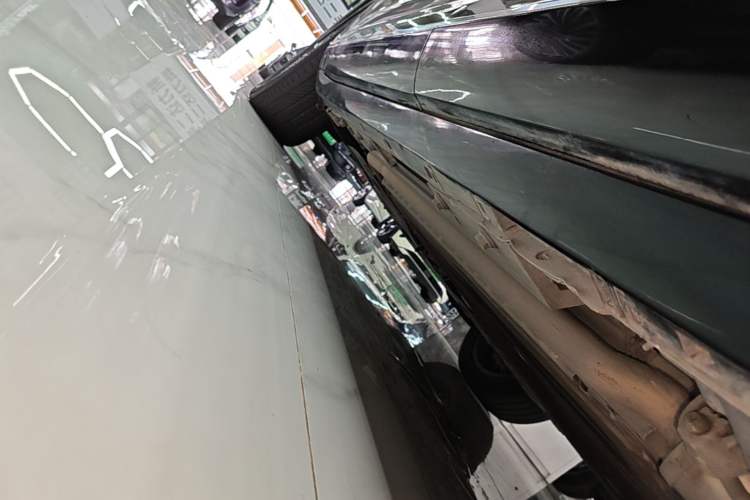 Used EXEED Star Era ET 2024 Extended-Range 240 Ultra All-Wheel Drive Left Side Sill