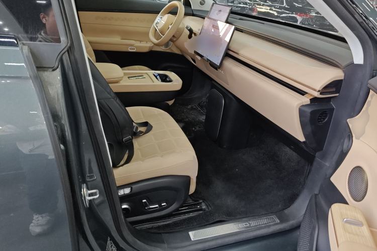 Used EXEED Star Era ET 2024 All-Electric 655 Ultra Right Front Seat