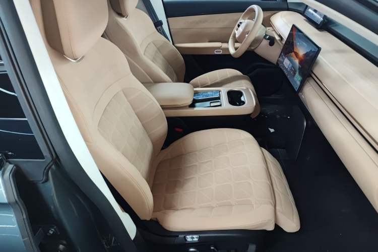 Used EXEED Star Era ET 2024 All-Electric 655 Ultra Right Front Seat