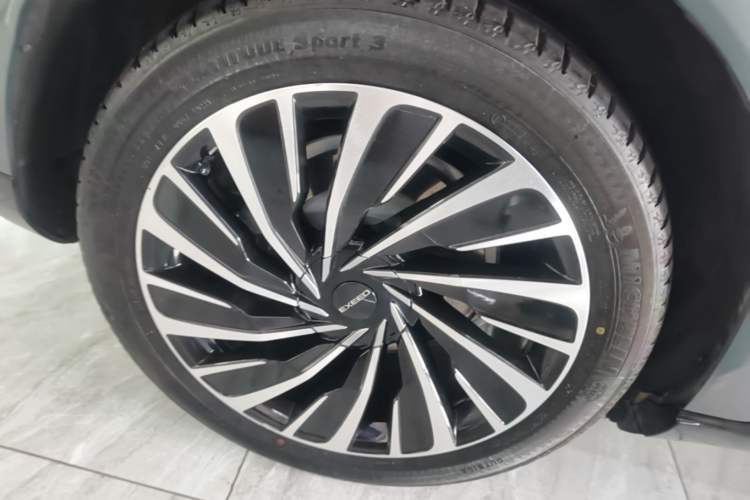 Used EXEED Star Era ET 2024 All-Electric 655 Ultra Right Rear Wheel Hub
