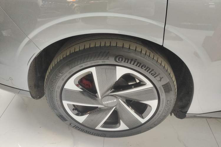 Used EXEED Star Era ET 2024 Pure Electric 540 Pro All-Wheel-Drive Version Right Rear Wheel Hub