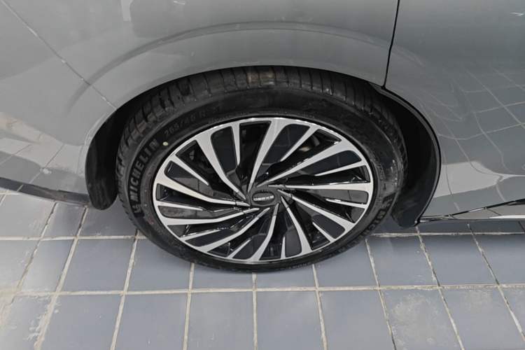 Used EXEED Star Era ET 2024 All-Electric 655 Ultra Right Rear Wheel Hub