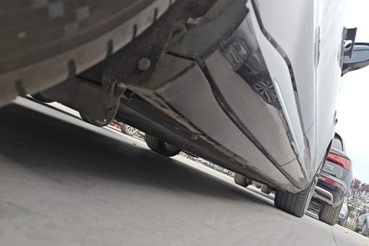 Used EXEED Star Era ET 2024 All-Electric 655 Ultra Right Side Sill