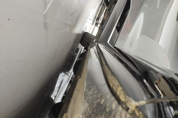 Used EXEED Star Era ET 2024 Pure Electric 540 Pro All-Wheel-Drive Version Right Side Sill