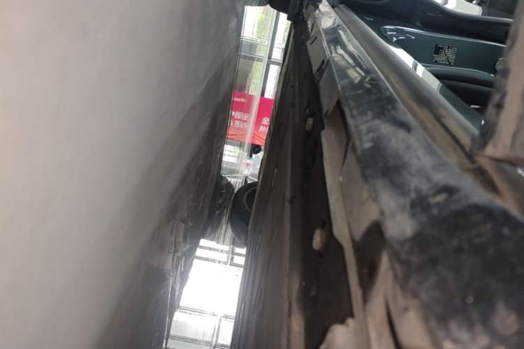 Used EXEED Star Era ET 2024 All-Electric 655 Ultra Right Side Sill