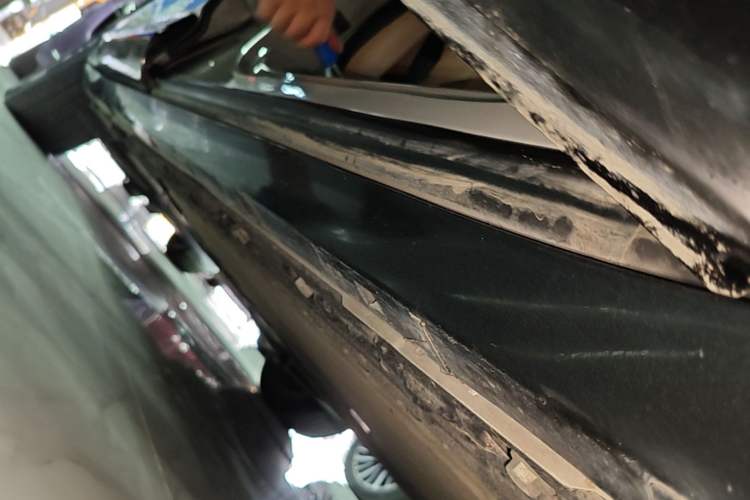 Used EXEED Star Era ET 2024 Extended-Range 240 Ultra All-Wheel Drive Right Side Sill