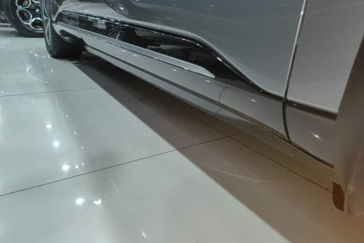 Used EXEED Star Era ET 2024 Range-Extended 200 Pro+ Right Side Sill