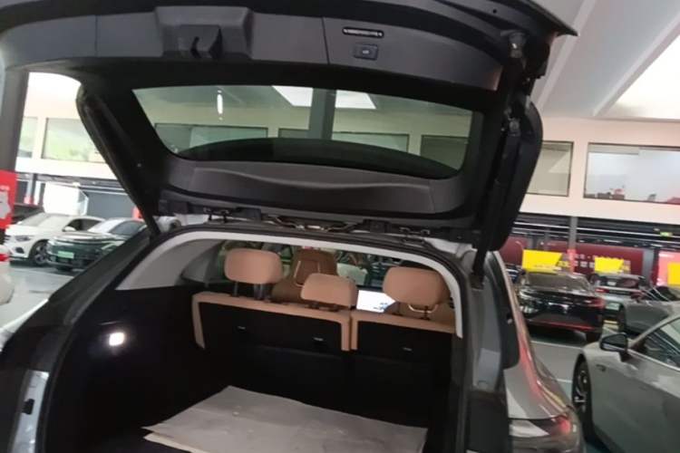 Used EXEED Star Era ET 2024 Range-Extended 200 Pro Trunk