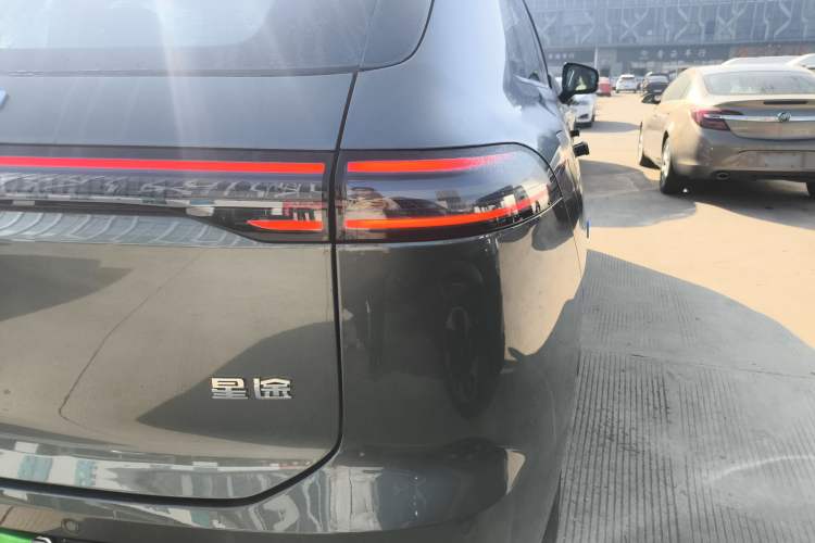 Used EXEED Star Era ET 2024 Range-Extended 200 Plus Exterior 6
