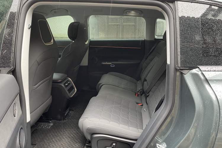 Used EXEED Star Era ET 2024 Range-Extended 200 Pro Interior 4