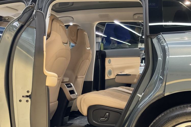 Used EXEED Star Era ET 2024 Range-Extended 200 Pro Interior 7