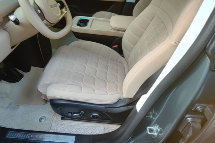 Used EXEED Star Era ET 2024 All-Electric 655 Ultra Left Front Seat