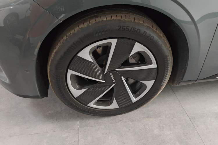 Used EXEED Star Era ET 2024 Pure Electric 625 Pro Urban Intelligent Driving Edition Left Front Wheel Hub