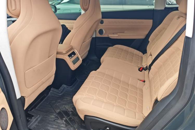 Used EXEED Star Era ET 2024 All-Electric 655 Ultra Left Rear Seat