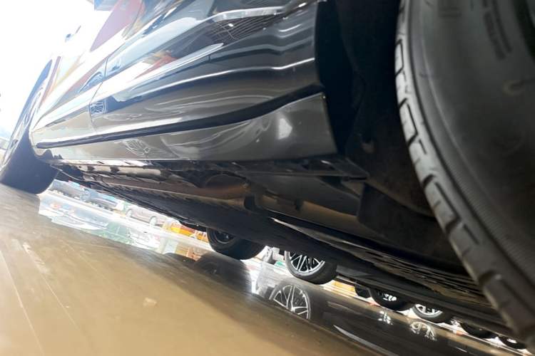 Used EXEED Star Era ET 2024 Range-Extended 200 Pro Left Side Sill