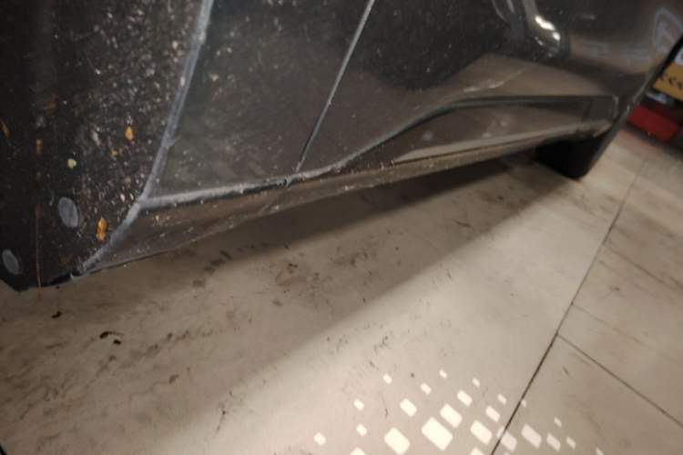 Used EXEED Star Era ET 2024 Extended-Range 240 Ultra All-Wheel Drive Left Side Sill