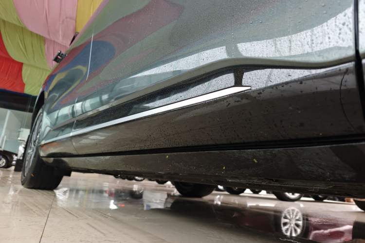 Used EXEED Star Era ET 2024 Range-Extended 240 Max All-Wheel Drive Right Side Sill