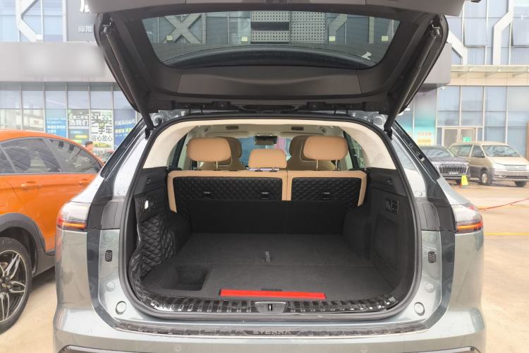 Used EXEED Star Era ET 2024 Range-Extended 200 Pro+ Trunk