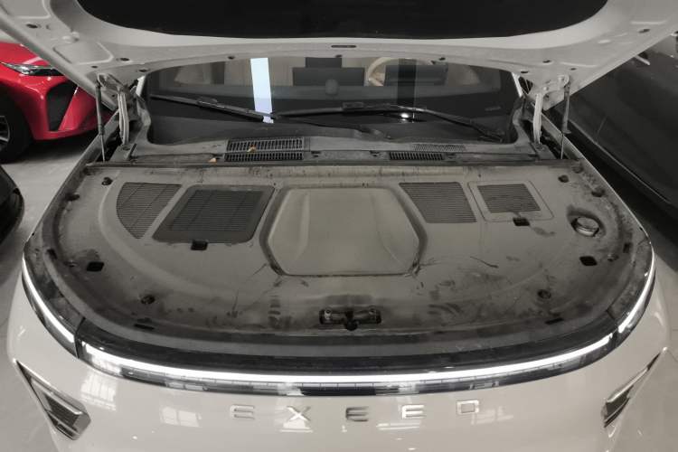 Used EXEED Star Era ET 2024 Extended-Range 240 Ultra All-Wheel Drive Engine Bay