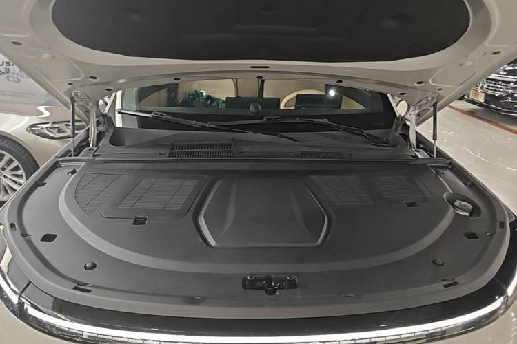Used EXEED Star Era ET 2024 Extended-Range 240 Ultra All-Wheel Drive Engine Bay