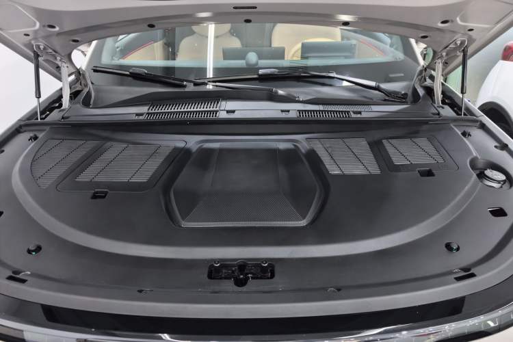 Used EXEED Star Era ET 2024 Extended-Range 240 Ultra All-Wheel Drive Engine Bay