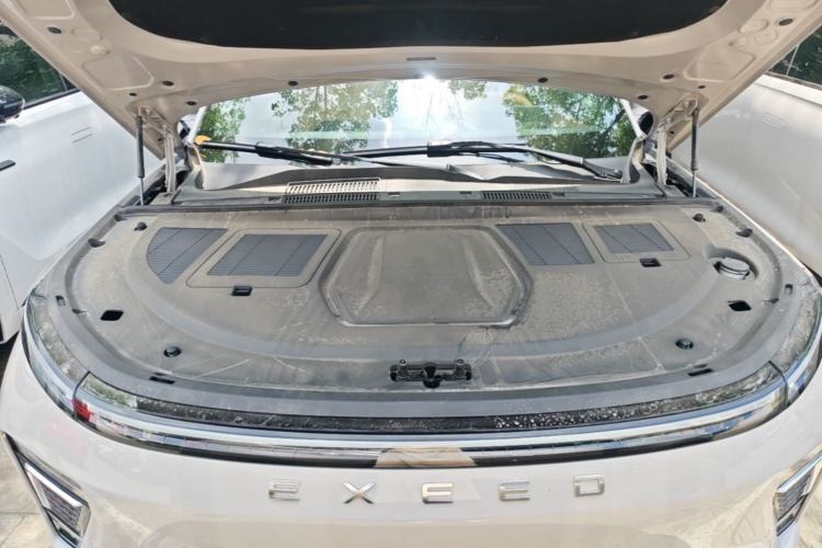 Used EXEED Star Era ET 2024 Extended-Range 240 Ultra All-Wheel Drive Engine Bay
