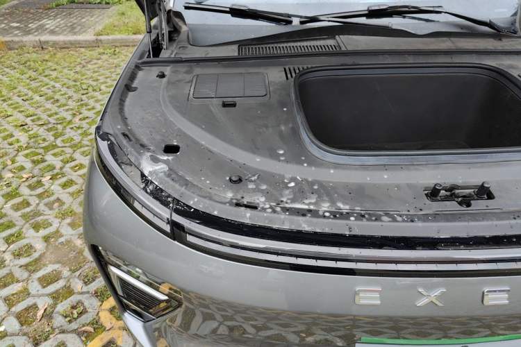 Used EXEED Star Era ET 2024 All-Electric 760 Max Engine Bay Right
