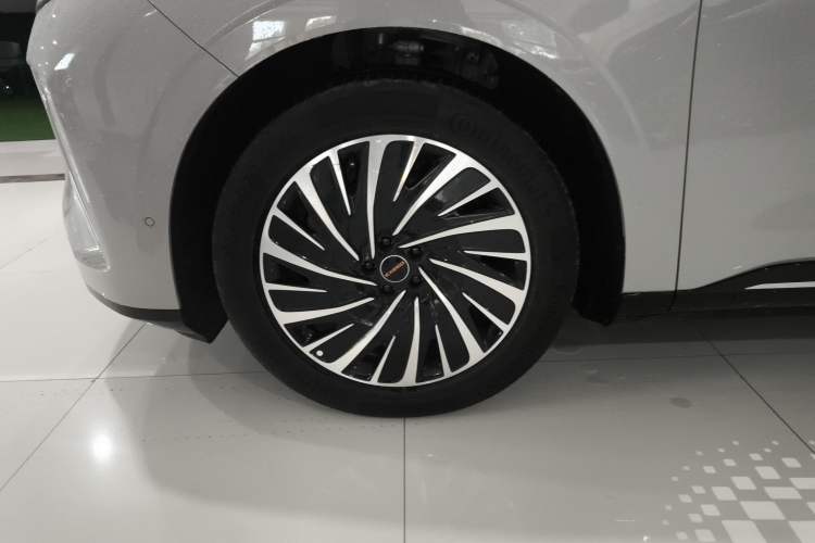Used EXEED Star Era ET 2024 Range-Extended 240 Max All-Wheel Drive Exterior 4