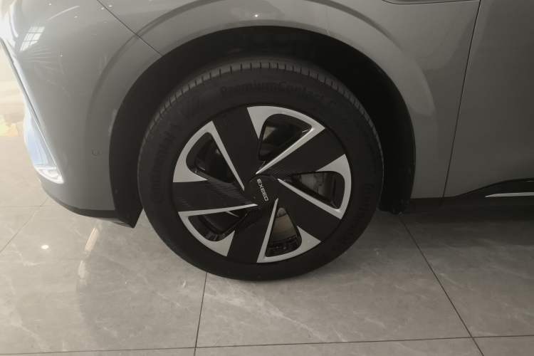 Used EXEED Star Era ET 2024 Range-Extended 200 Pro+ Exterior 7