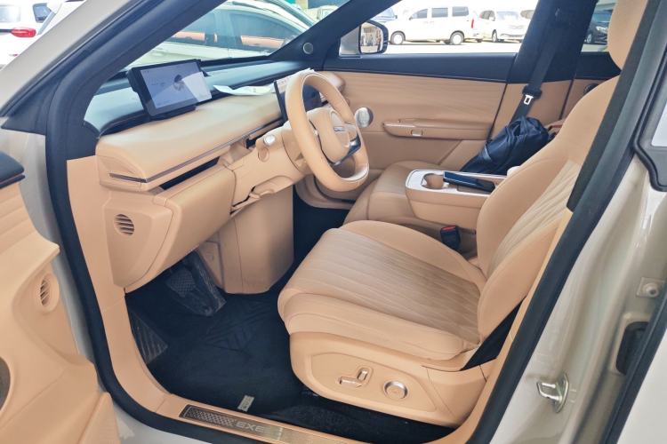 Used EXEED Star Era ET 2024 Extended-Range 240 Ultra All-Wheel Drive Left Front Seat