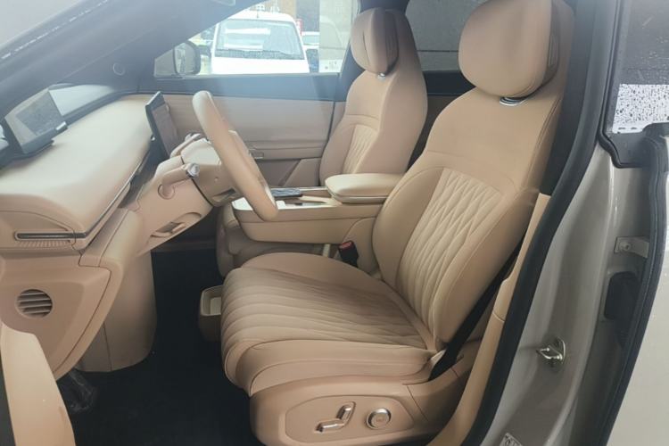 Used EXEED Star Era ET 2024 Extended-Range 240 Ultra All-Wheel Drive Left Front Seat
