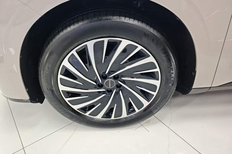Used EXEED Star Era ET 2024 Extended-Range 240 Ultra All-Wheel Drive Left Front Wheel Hub
