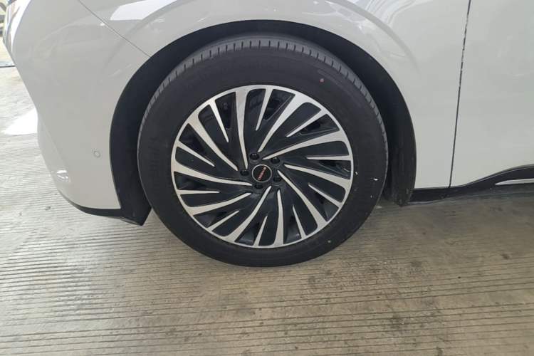 Used EXEED Star Era ET 2024 Extended-Range 240 Ultra All-Wheel Drive Left Front Wheel Hub