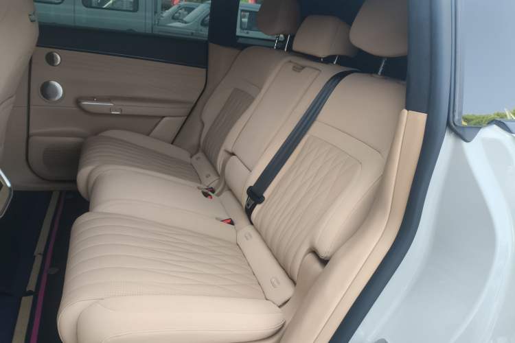 Used EXEED Star Era ET 2024 Extended-Range 240 Ultra All-Wheel Drive Left Rear Seat