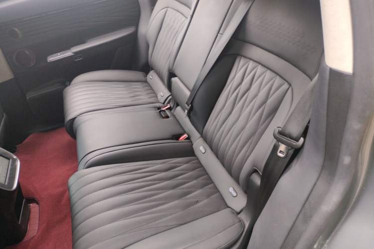 Used EXEED Star Era ET 2024 Extended-Range 240 Ultra All-Wheel Drive Left Rear Seat