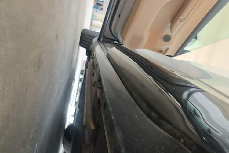 Used EXEED Star Era ET 2024 Extended-Range 240 Ultra All-Wheel Drive Left Side Sill
