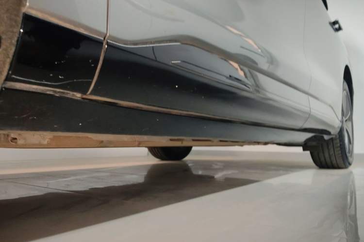 Used EXEED Star Era ET 2024 Range-Extended 200 Pro Left Side Sill