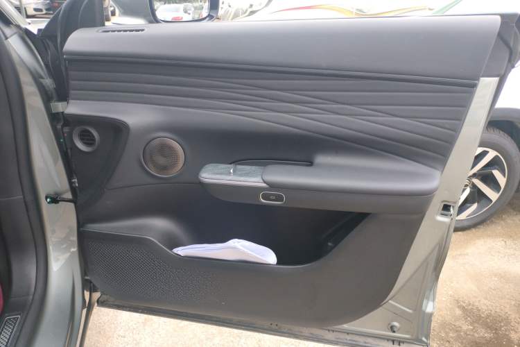 Used EXEED Star Era ET 2024 Extended-Range 240 Ultra All-Wheel Drive Right Front Door Interior