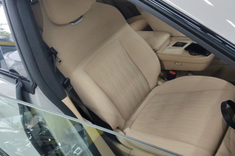 Used EXEED Star Era ET 2024 Extended-Range 240 Ultra All-Wheel Drive Right Front Seat
