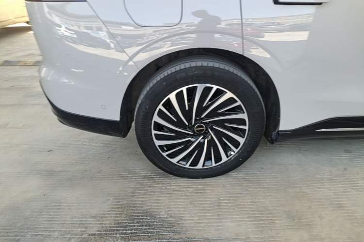 Used EXEED Star Era ET 2024 Extended-Range 240 Ultra All-Wheel Drive Right Rear Wheel Hub
