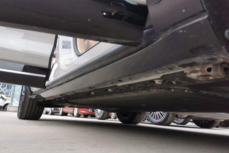 Used EXEED Star Era ET 2024 Extended-Range 240 Ultra All-Wheel Drive Right Side Sill