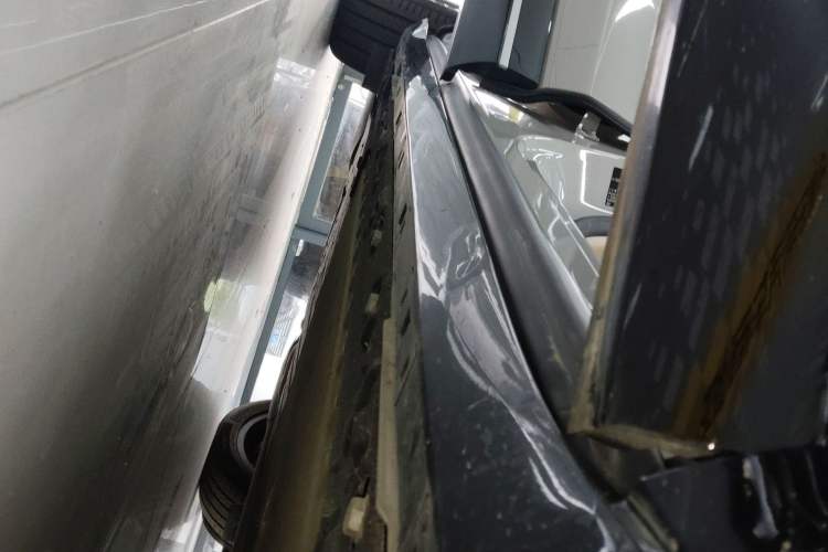 Used EXEED Star Era ET 2024 Extended-Range 240 Ultra All-Wheel Drive Right Side Sill