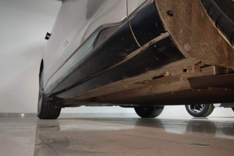 Used EXEED Star Era ET 2024 Range-Extended 200 Pro Right Side Sill