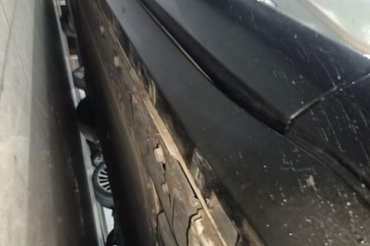 Used EXEED Star Era ET 2024 Extended-Range 240 Ultra All-Wheel Drive Right Side Sill